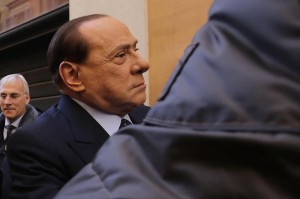 Berlusconi: "Martedì voteremo contro la riforme" 