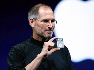 Steve Jobs, Tim Cook voleva dargli parte del suo fegato a Jobs: lui rifiutò