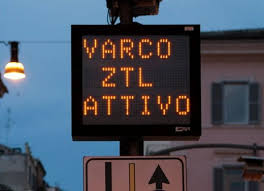 Roma, tariffe Ztl non aumenteranno: Tar Lazio boccia delibera comunale
