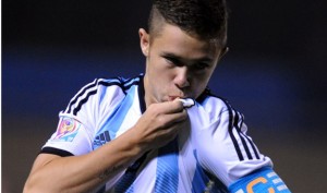 Conechny, star Argentina under 17. Gioca alla playstation, cade dalla finestra