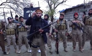 Isis boicotta Nike: vietato ai jihadisti indossare scarpe e abiti "infedeli"