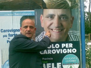 Elezioni, Cosimo Mele si ritira dalla corsa a sindaco: "Festini hard? Mai perdonati"