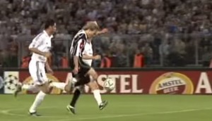 VIDEO YouTube - Juventus-Real Madrid 3-1, semifinale Champions League 2003