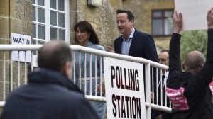 Elezioni Gran Bretagna: Cameron stravince, Labour a terra: troppo di sinistra