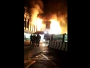 VIDEO YouTube Fiumicino, incendio aeroporto: riaperta Roma-Fiumicino, treni attivi
