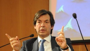 Carlo Messina: Italia fuori da recessione, Intesa Sanpaolo acceleratore di ripresa