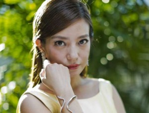Zhao Wei, attrice cinese, denunciata da spettatore: "Ha sguardo troppo intenso"