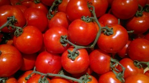 Rubò 4 pomodori in supermercato: assolto dopo 5 anni