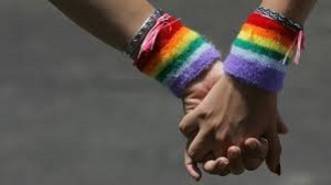 "Governo faccia legge su unioni gay", approvata mozione Pd alla Camera