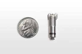 Pacemaker più piccolo al mondo: si impianta in 3 minuti e senza chirurgia