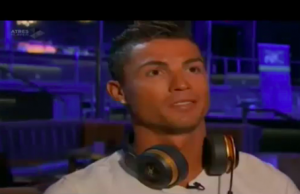 Video YouTube, Cristiano Ronaldo infuriato abbandona intervista