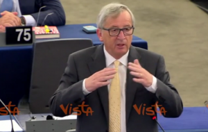 VIDEO YouTube - Juncker: "Basta dirmi che sto al telefono: scrivo a Tsipras"