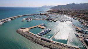Ostia, sequestrato porto turistico: 4 arresti