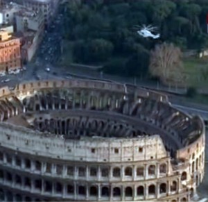 Il Colosseo di nuovo teatro: in scena la Medea di Seneca, 13-14-15 luglio