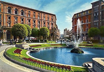 Bologna, cadavere di uomo trovato nella fontana di piazza dei Martiri