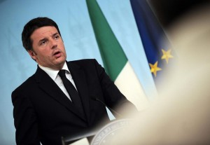 Roma, Renzi dà 3 mesi a Marino: "Se non c'è cambio di rotta elezioni a primavera"