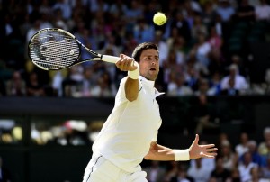 Wimbledon 2015, Novak Djokovic primo finalista: 3-0 a Gasquet