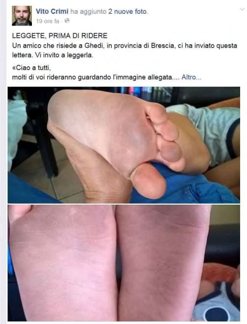 Vito Crimi, piedi sporchi su Facebook: la foto-denuncia scatena l'ironia del web