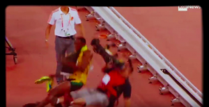VIDEO YouTube - Usain Bolt travolto da cameraman cinese