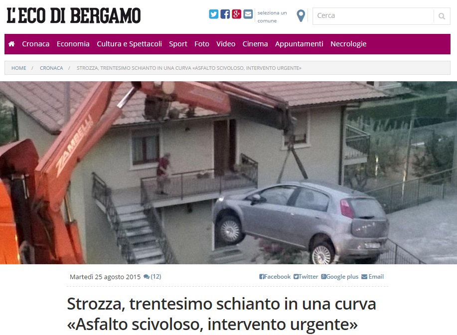 Bergamo, curva troppo stretta: 30 auto nel giardino di casa