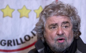 Beppe Grillo autocritico: "Nel 2013 M5s imbarcò chiunque"