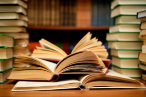Libri scolastici, Amazon taglia il prezzo del 15%
