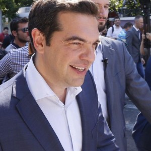 Grecia Pil più 0,8%. Economisti ciechi o conti trucco bis?