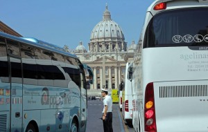 Giubileo, ticket 1000€ per il centro: protesta bus turistici