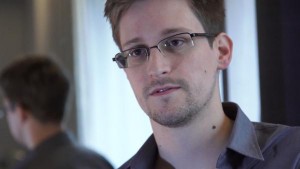 "Alieni criptano i loro segnali”, parola di Edward Snowden