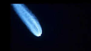 scia luminosa in cielo: Ufo? No, satellite Usa