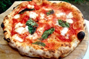 Pizza napoletana: ecco dove mangiare le migliori in Italia