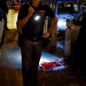 Napoli: poliziotto Nicola Barbato ferito. Pensavano fosse...