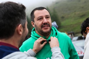 Matteo Salvini: "Sono una bestia, Renzi clandestino"