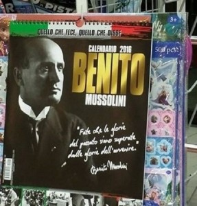 Calendario Benito Mussolini in vendita alla...Coop