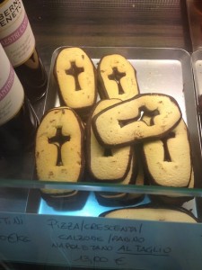 Bologna, "biscotti anti cristiani": aggredisce fornaio