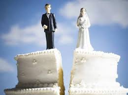 "Marito non mi soddisfa a letto": chiede divorzio a 84 anni