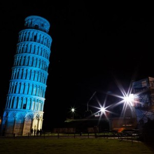 Enel illumina di blu Torre di Pisa per 70 anni Onu