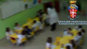 YOUTUBE Caserta, maestre maltrattano bimbi asilo: condannate