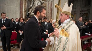 Ignazio Marino, Vaticano affonda: "Roma ormai solo macerie"