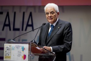 Corruzione, Mattarella: "Italia non è malato incurabile"