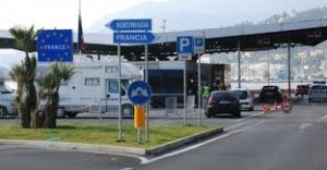 Ventimiglia, migranti nel furgone: arrestati due francesi