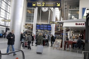 Copenhagen, evacuato terminal aeroporto: borsa sospetta