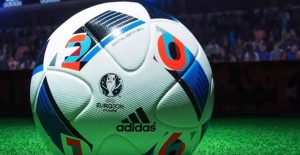 YOUTUBE Beau Jeu, pallone Euro 2016 svelato da Zidane