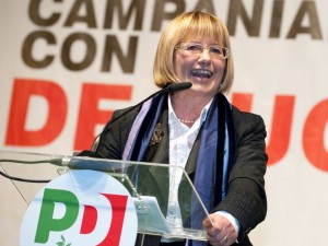 Campania, caos M5S in Consiglio: malore presidente D'Amelio 