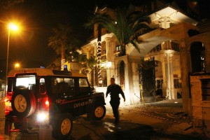 Le case dei mafiosi? Affittatele a poliziotti e carabinieri