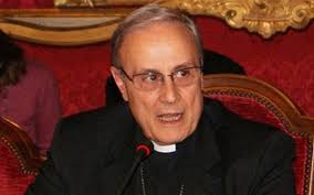 Domenico Mogavero, vescovo indagato appropriazione indebita