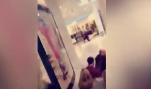 YOUTUBE Londra, aggressione con machete a centro commerciale