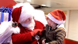 E' sordomuta: Babbo Natale conosce linguaggio segni