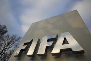 Fifa, Joseph Blatter e Michel Platini squalificati otto anni