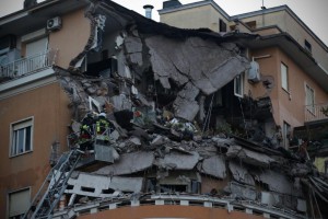 Crollo Palazzo Lungotevere, lavori fantasma: presto indagati